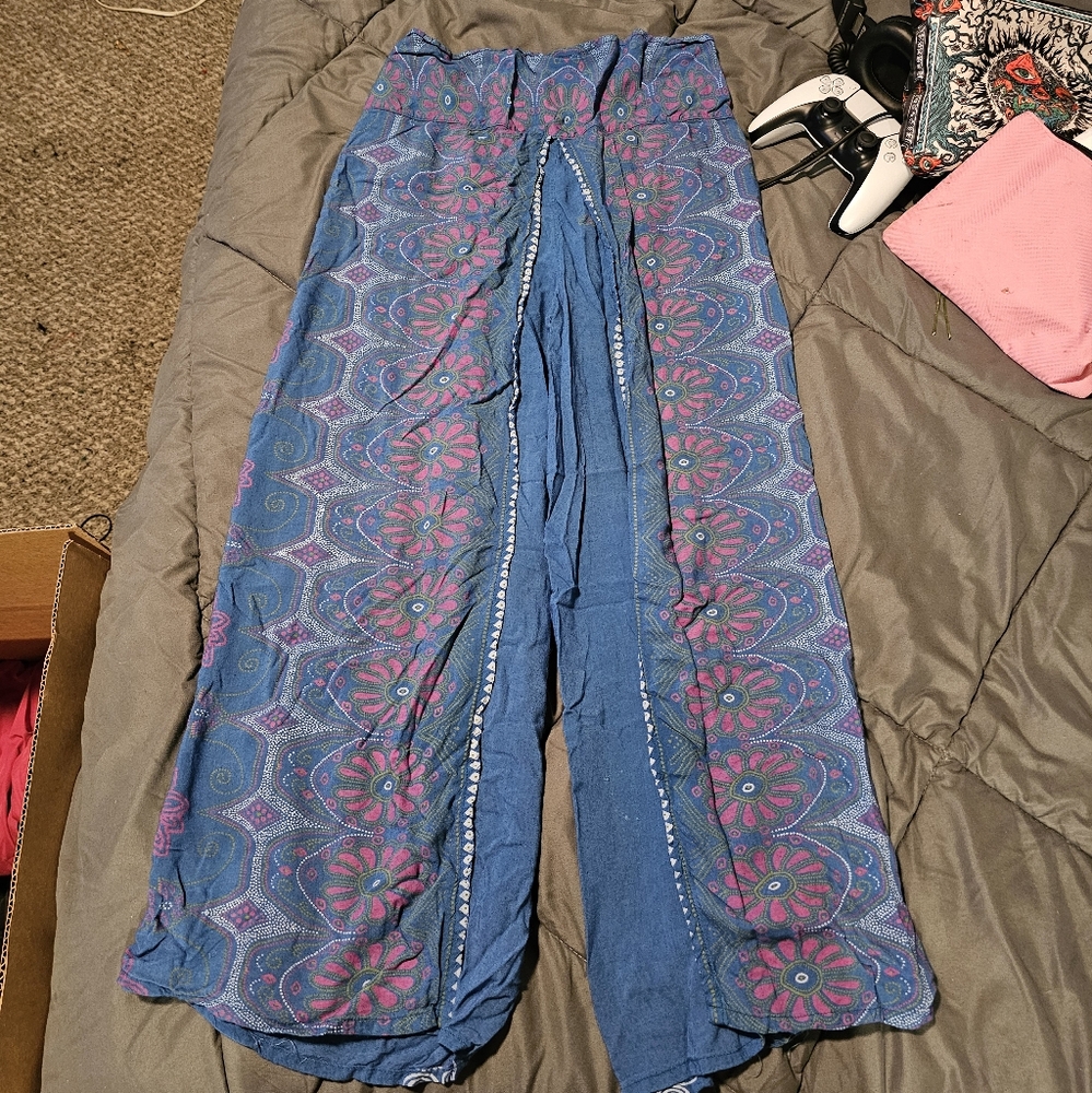 Flow pants